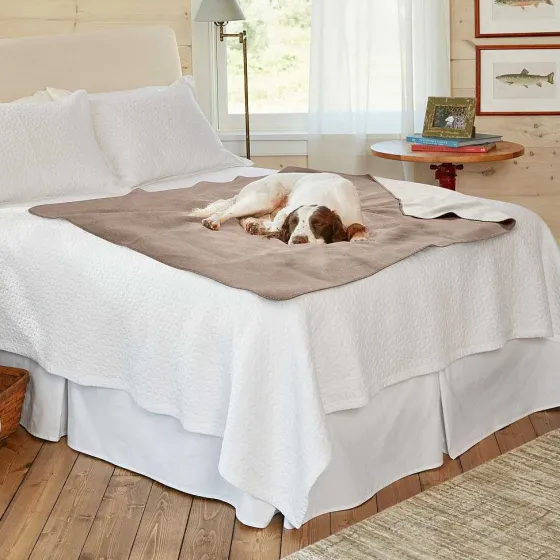 Orvis Throw Blankets|Reversible Water-Resis T Throw Tan